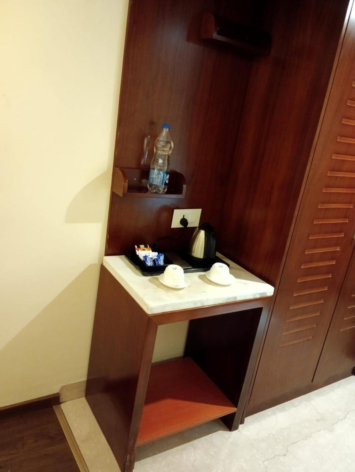 Hotel Oxina Lygon Tiruchirappalli Exteriör bild