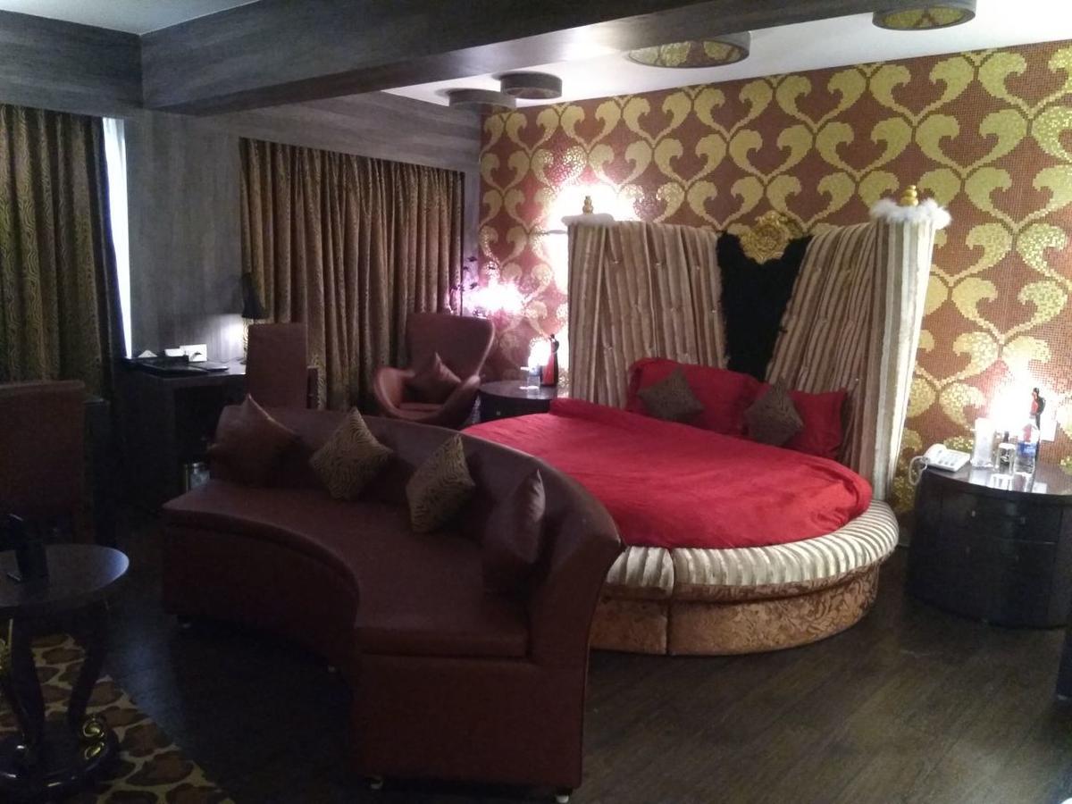 Hotel Oxina Lygon Tiruchirappalli Exteriör bild