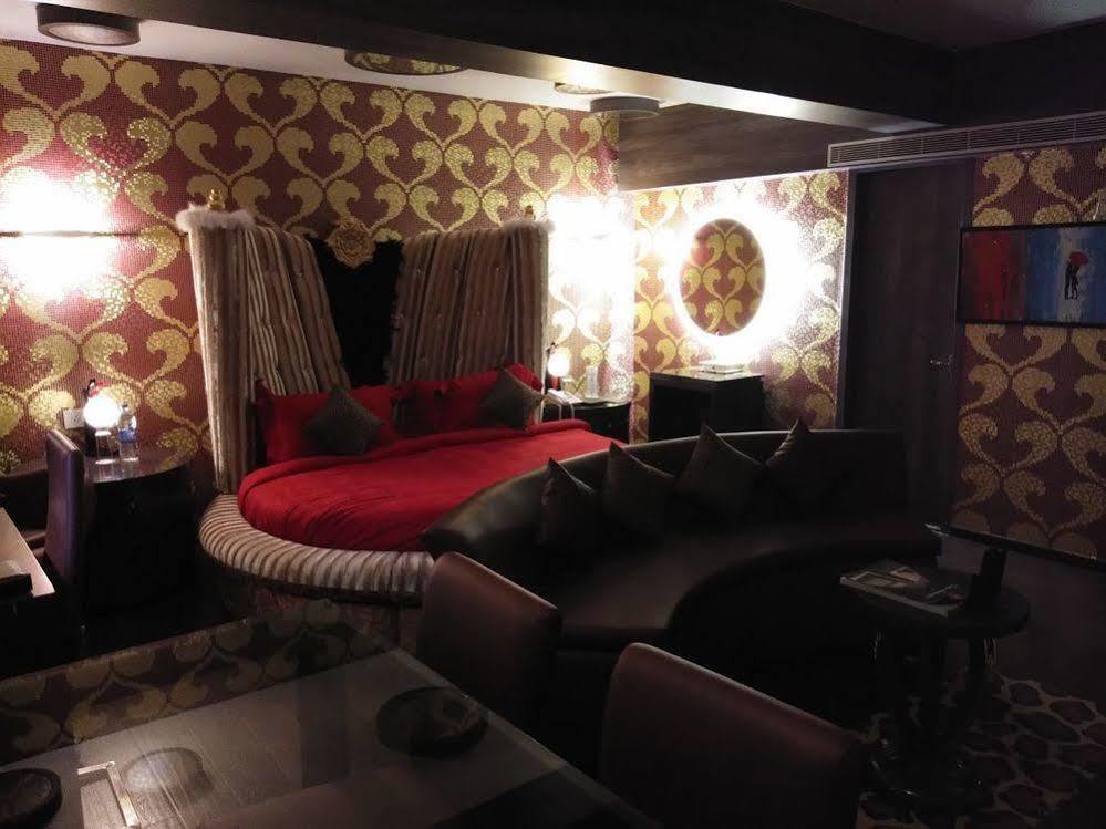 Hotel Oxina Lygon Tiruchirappalli Exteriör bild